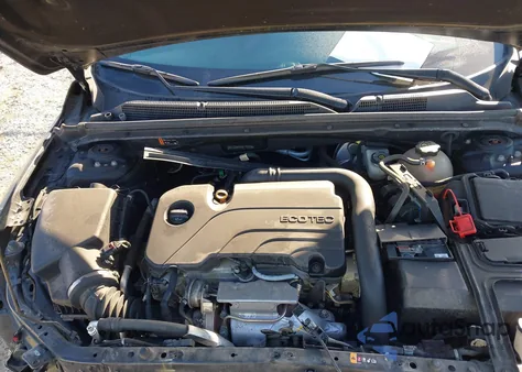 2019 Chevrolet Malibu Lt from USA, damaged, VIN 1G1ZD5ST4KF193228